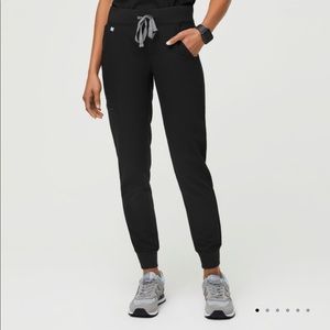 Zamora petite jogger scrubs
